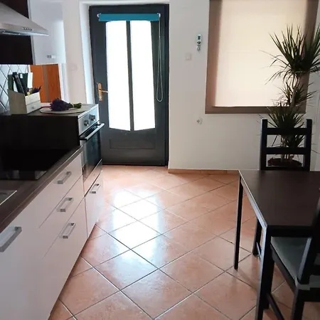 Apartma Metija * كوباريد