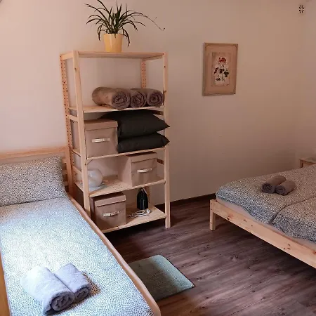 Apartma Metija *